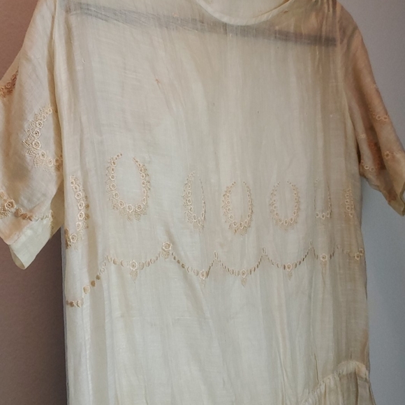 Dress - Picture 2 of 8